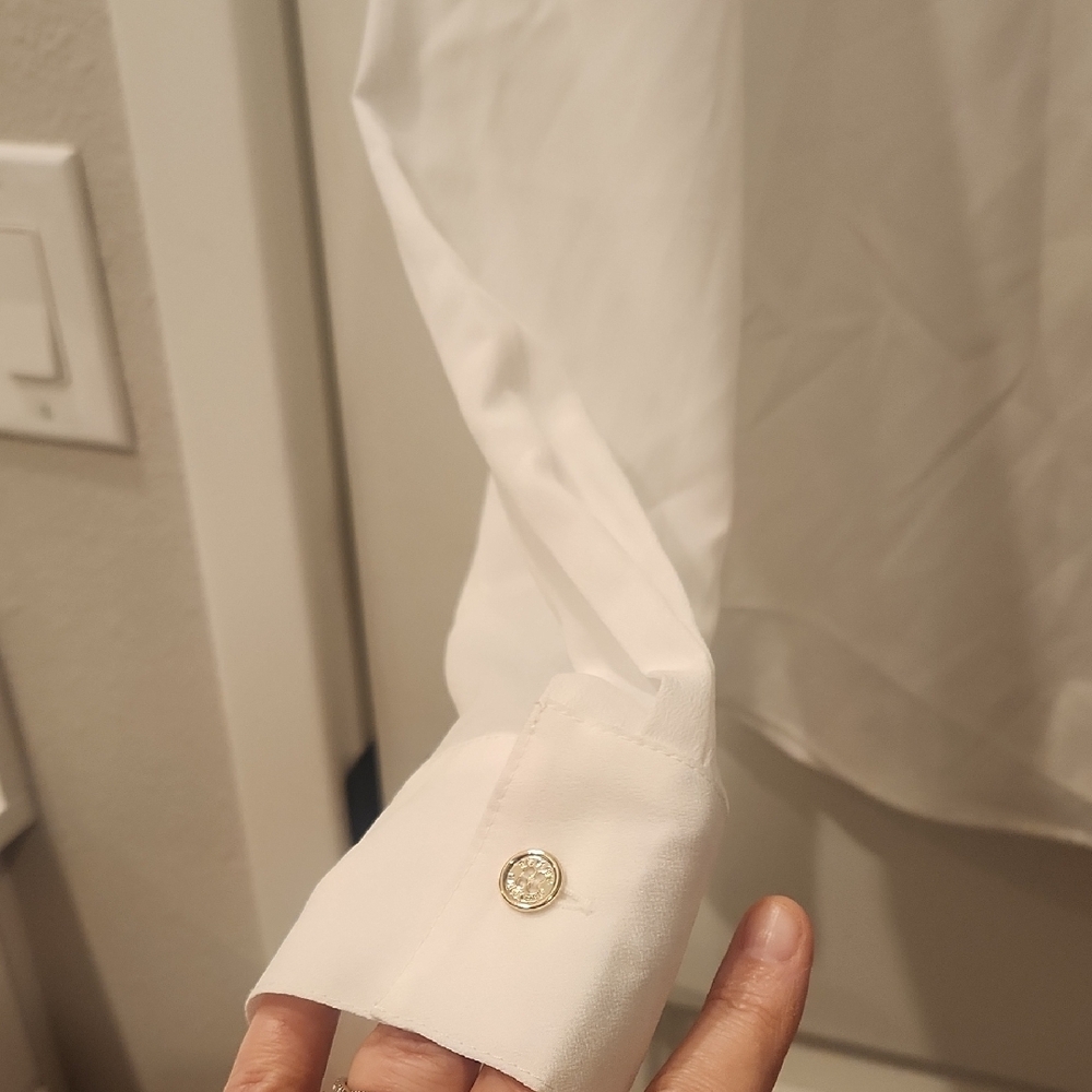 *New*Women's Tommy Hilfiger White Shirt with red, white, and blue Accents *New* - Picture 4 of 7